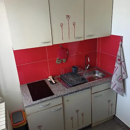 Cozy In The Center Apartment