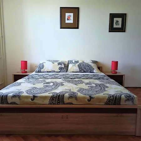 דירה Cozy In The Center *