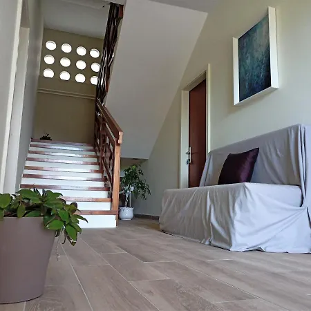 Cozy In The Center Апартаменти *