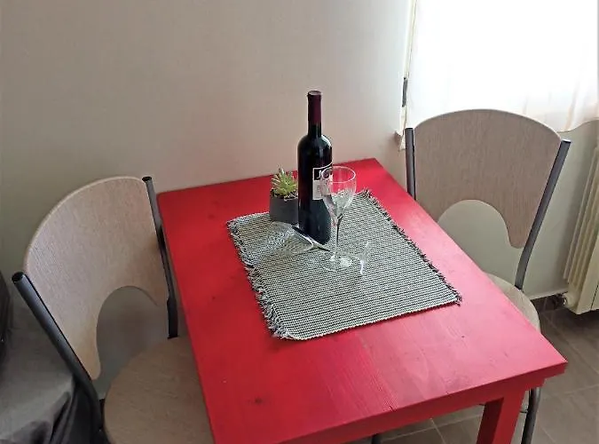 Cozy In The Center Apartament