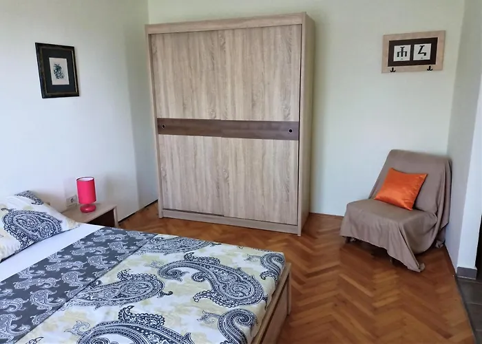 Cozy In The Center Apartament