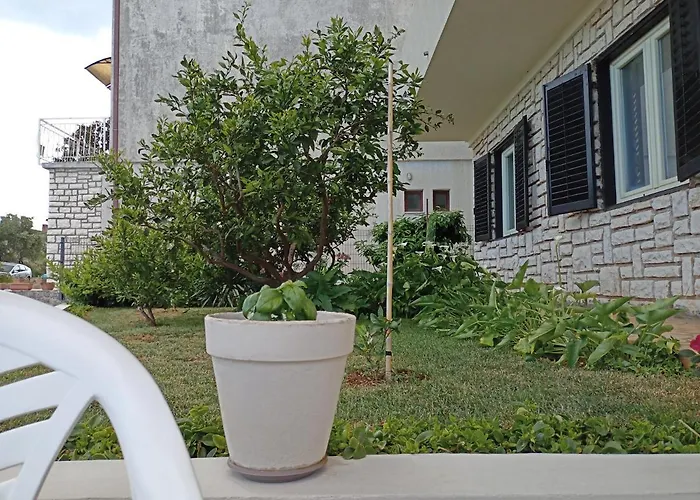 Cozy In The Center Apartament Pula